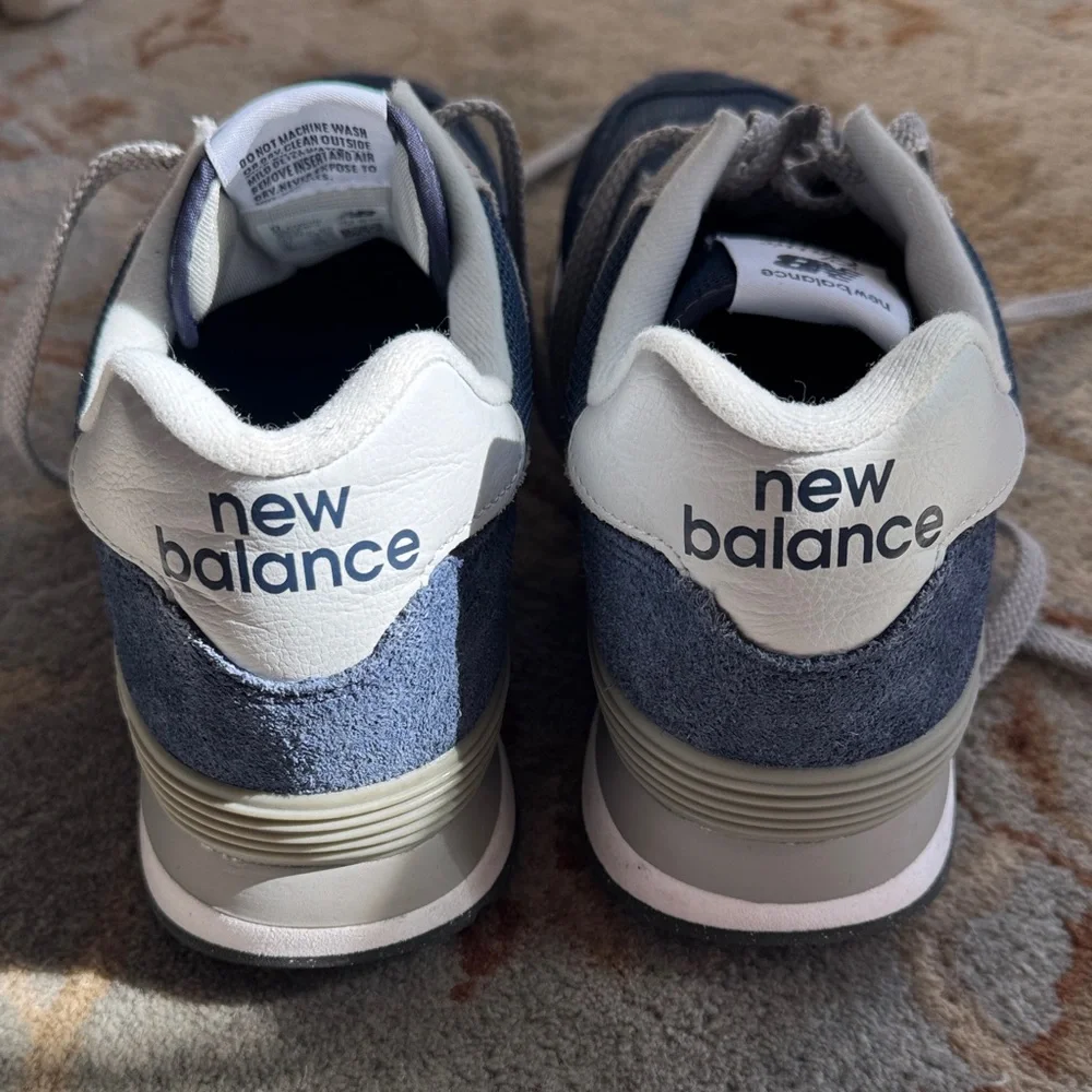 New Balance Unisex Navy and White Retro classic 574 Sneakers - Picture 3 of 16